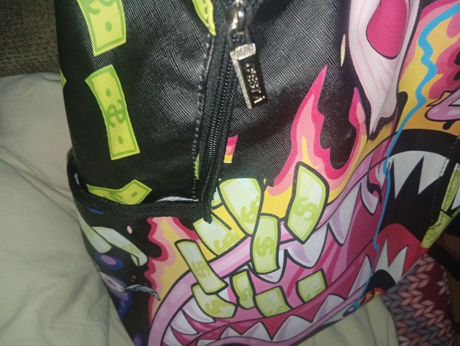 продам рюкзак акула