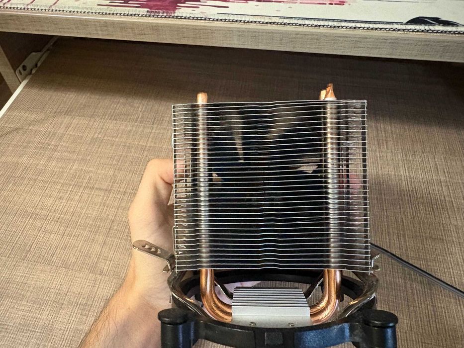 Vand kit procesor i7-920 + cpu cooler pentru el