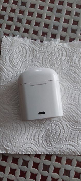 Блутут       слушалки