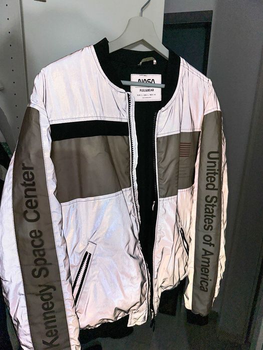 geaca reflectorizanta nasa x pull bear