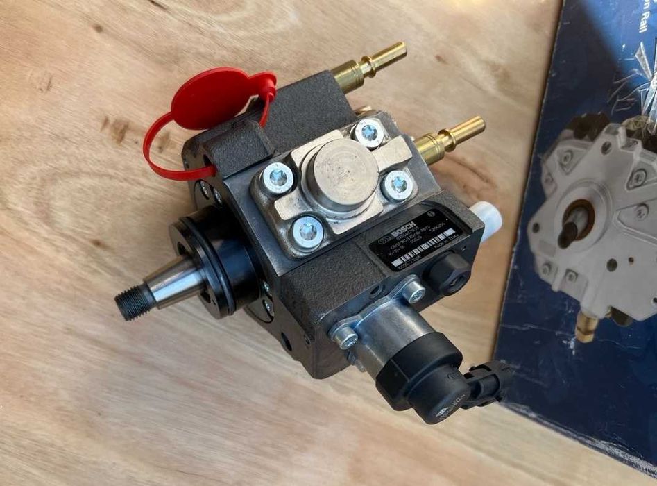 Pompa injectie renault nissan opel 2,5d