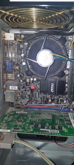 Vând calculator complet