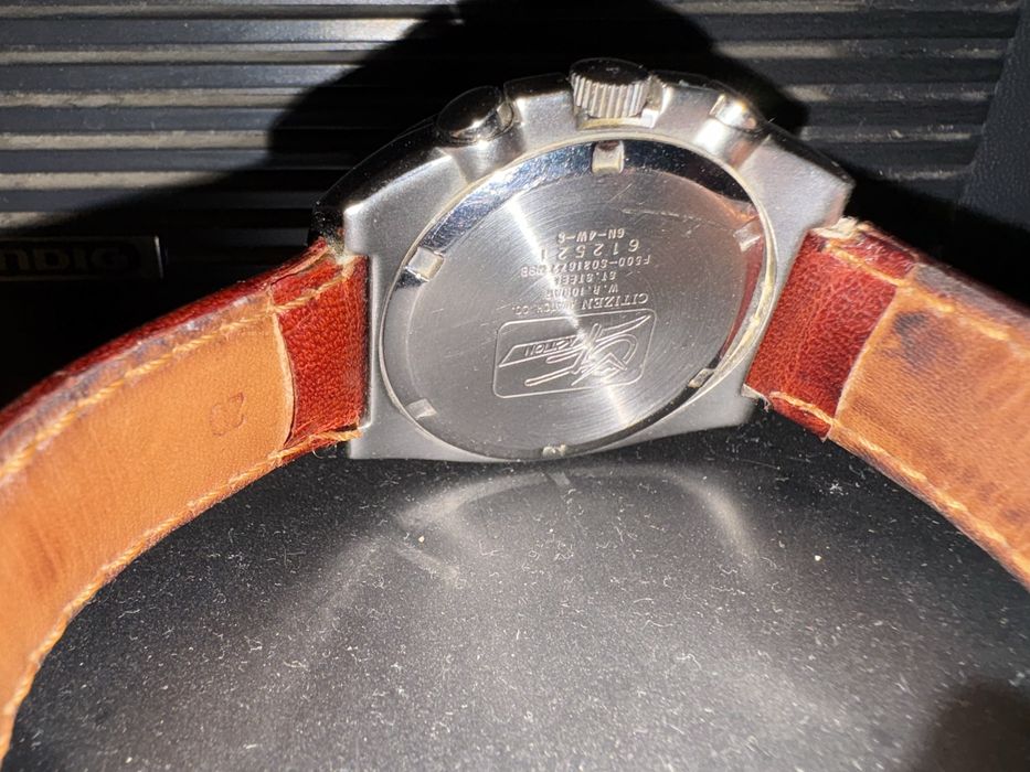 Citizen Chronograph – Red Dial (Early 2000s)