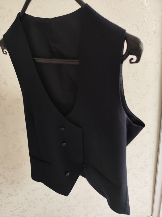 Продам жилет и брюки