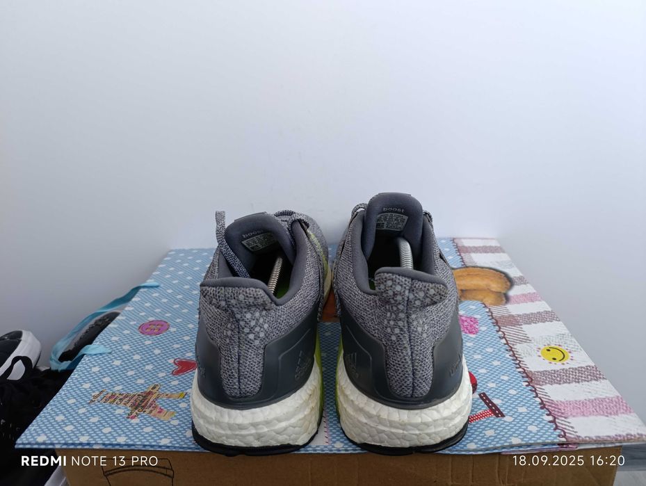 ''Adidas UltraBOOST ST''оригинални маратонки 46.5 номер