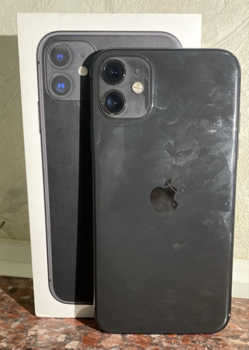 Продам iPhone 11 128
