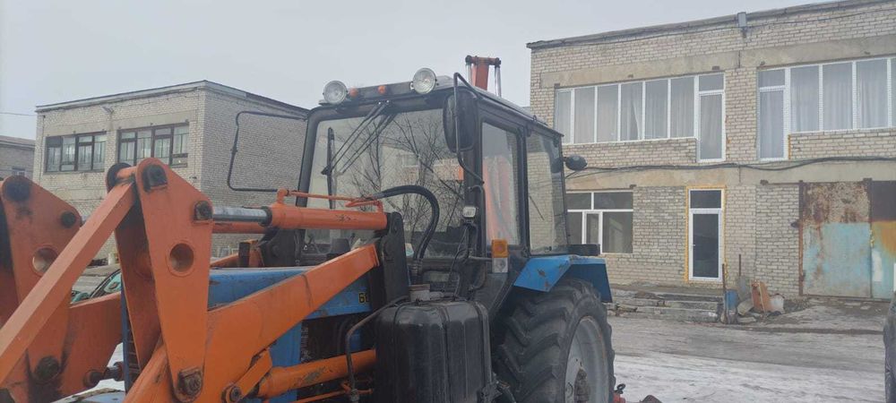 Услуга Экскаватор-погрузчик на базе МТЗ 82.1 (с оператором)