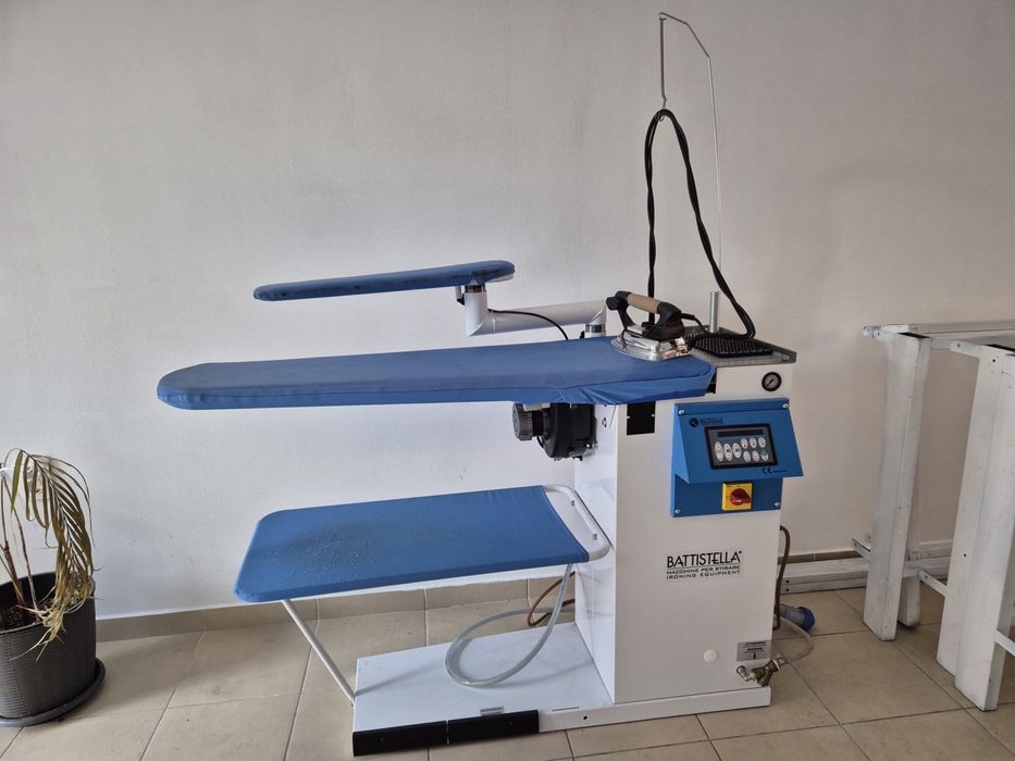 Statie industriala de calcat BATTISTELLA - masa+boiler+fier