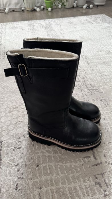 Продам обувь/ унты