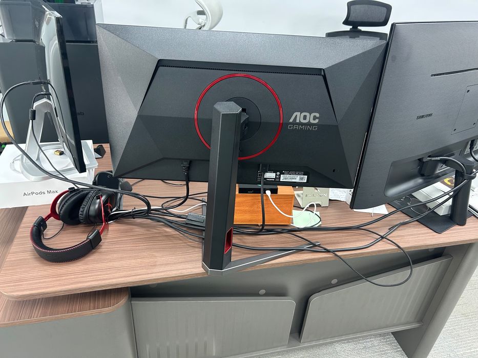 AOC 25g4k (420 герц)