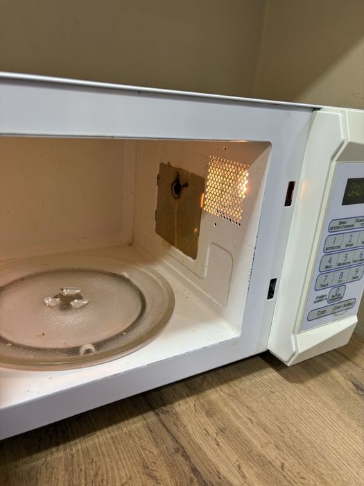 Микроволновная печь