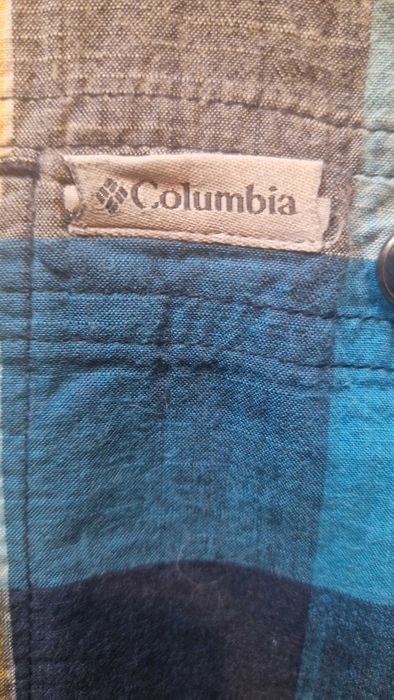 Продам мужскую рубашку Columbia