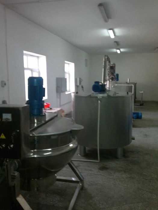 От ипподрома 26км по М39. Продам 3 уровневое здание на 56 сотках.