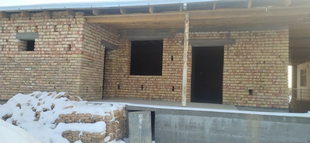 Уй сотилади карапчида мачит оркасида