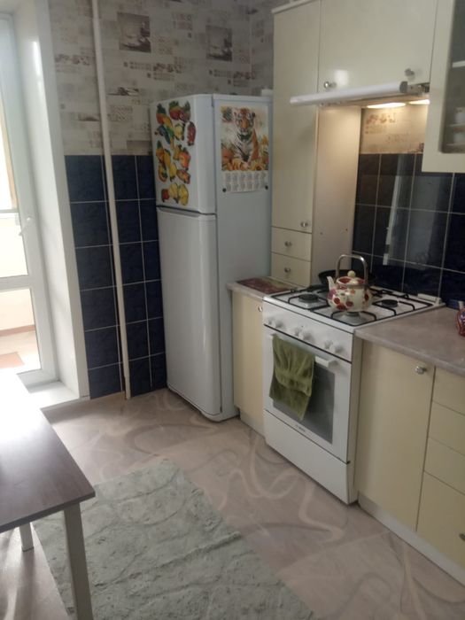 Продам 3хком квартиру район Пирамиды.