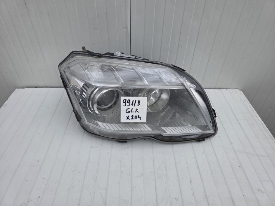 Far dreapta Mercedes GLK W204 A204 original cod A2048206959