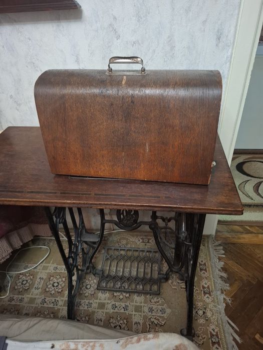 Masina de cusut in stare buna