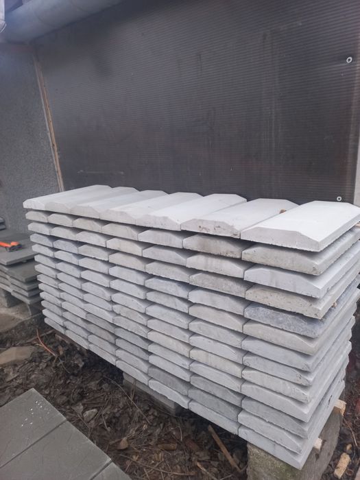 Capace de gard piatra decorativa coame palarii