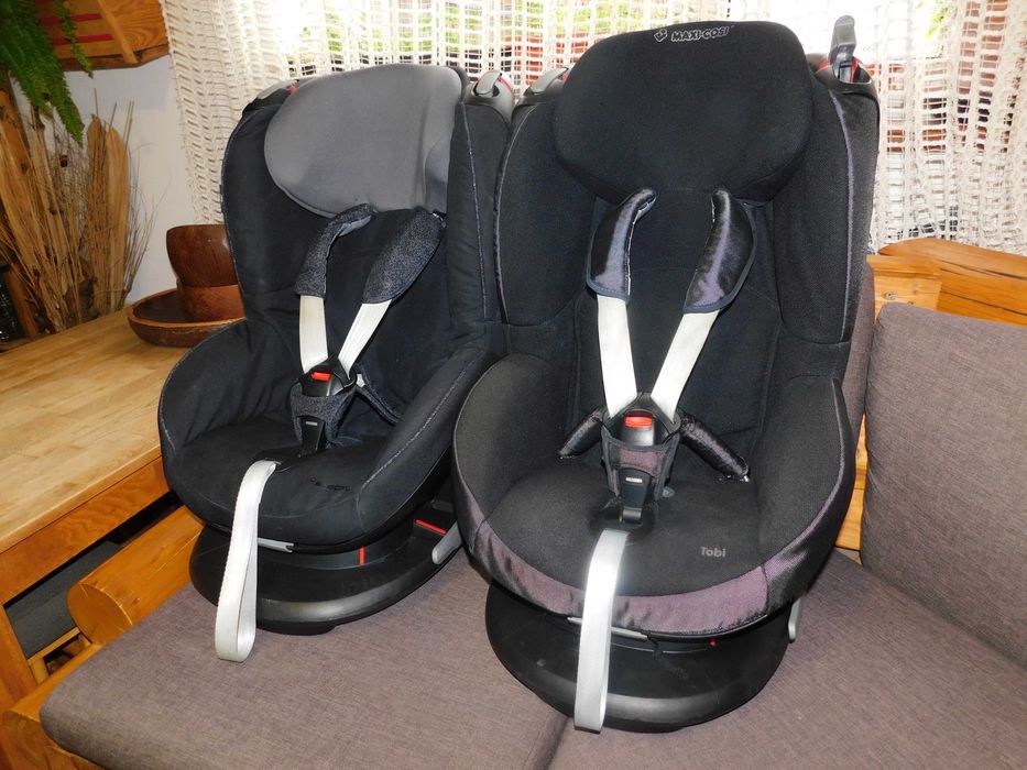 Scaun auto Maxi Cosi Tobi grupa 9-18 kg / 2 buc