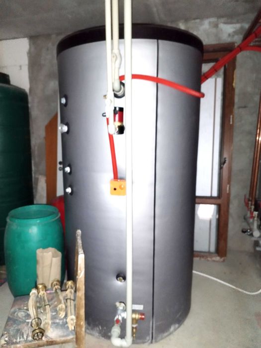 Продава се Къща в с. Горочевци, Област Перник - 820 кв.м за 318 €/кв.м - Снимка #18