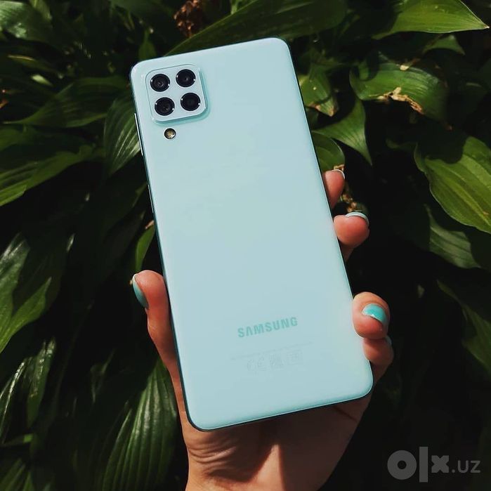 Samsung A22 64 в отличном состоянии плюс флешка на 35