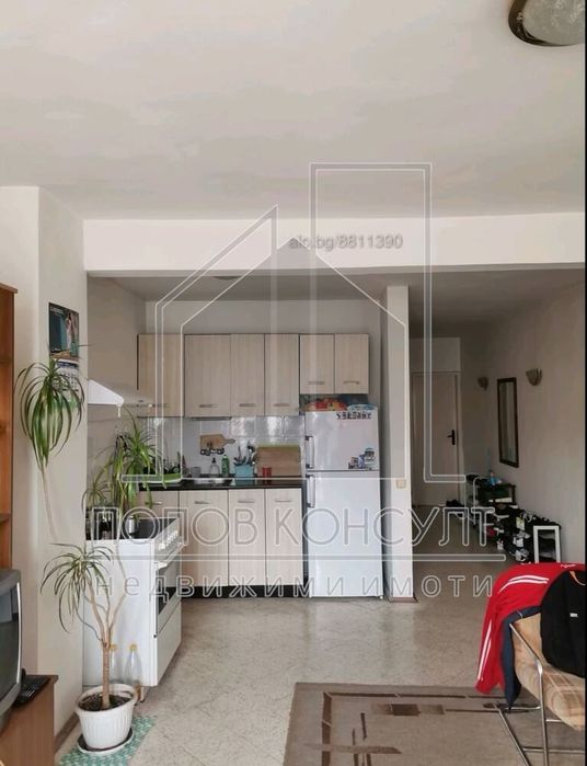 Продава се Тристаен апартамент в Пловдив, Кършияка - 83 кв.м за 1265 €/кв.м - Снимка #1