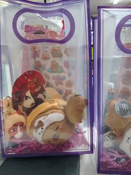 Подарки девочкам на 8 марта