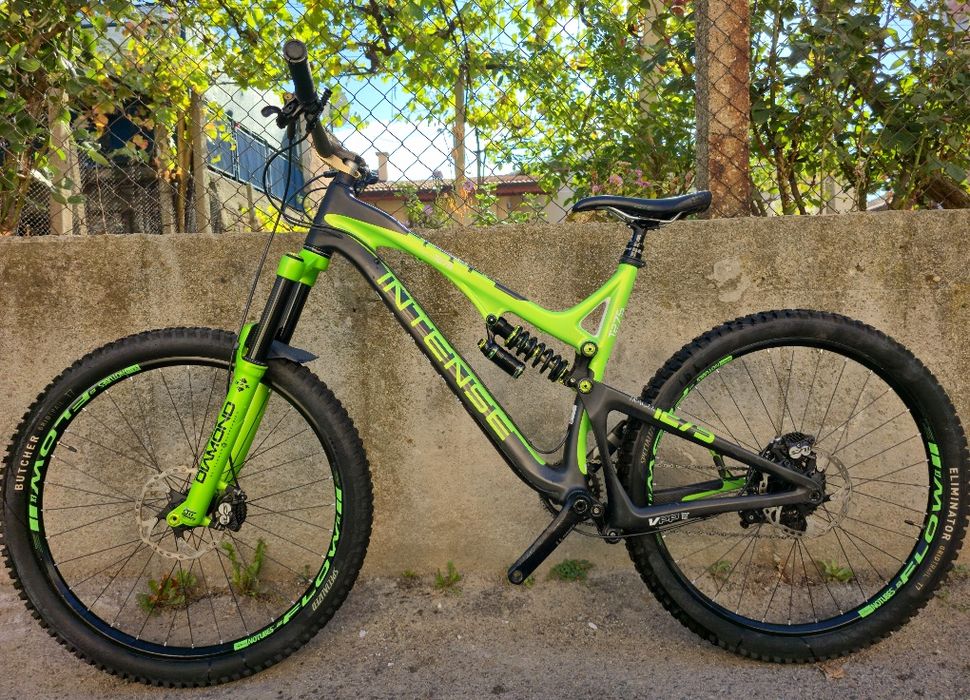 USA INTENSE TRACER limited edition Enduro 27.5 цола L размер Карбонов Отлично състояние 1х11 XO Sram, DVO suspension