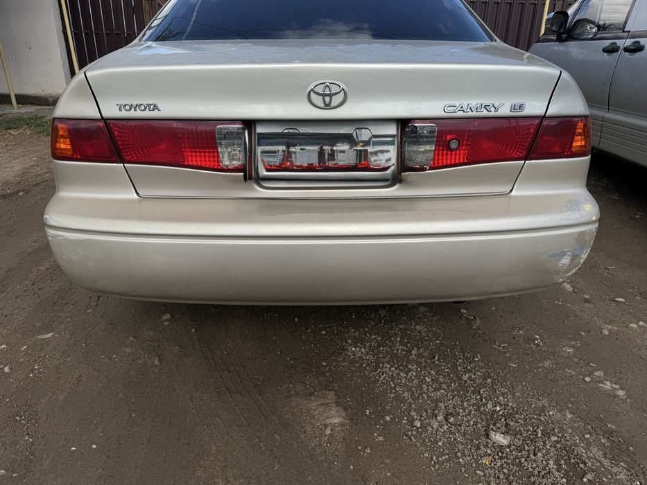 продам Бампер Camry 25