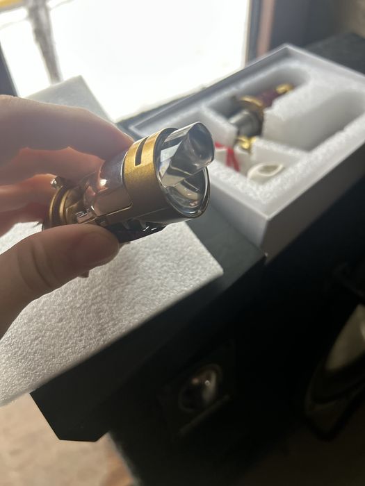 Продам лед лампы       .