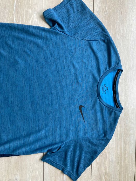 Найк Nike Pro Dri Fit мъжка тениска размер М Slim Fit