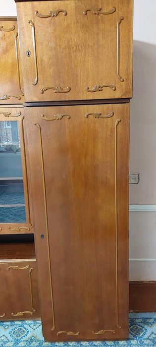 Мехмонхона мебели сотиладиПродается комплект советскоймебели для гости