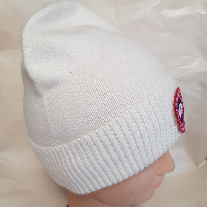 Caciula C a n a d a G o o s e, Alba, lana