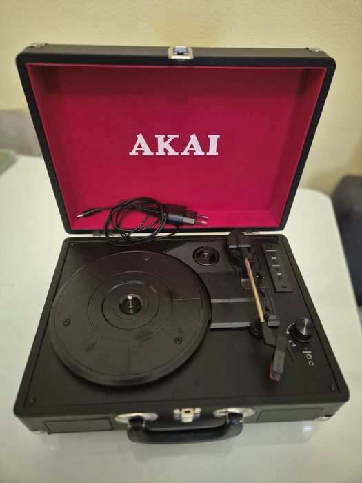 Pick-up  AKAIATT-E10