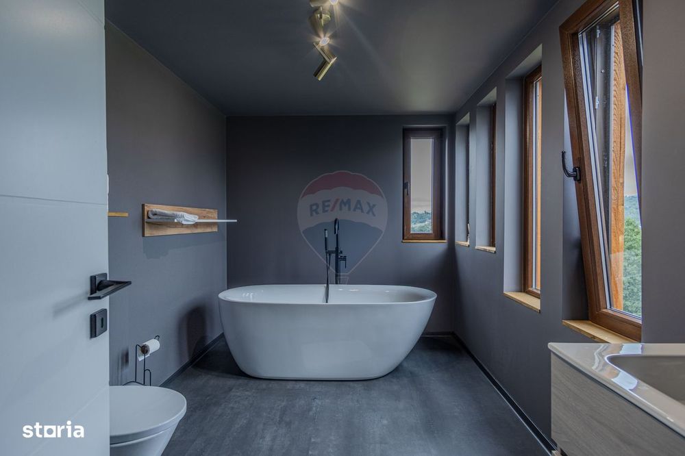 Comision 0%| Cabane Tip A In Bran| Teren 2166Mp| Achizitie In Rate