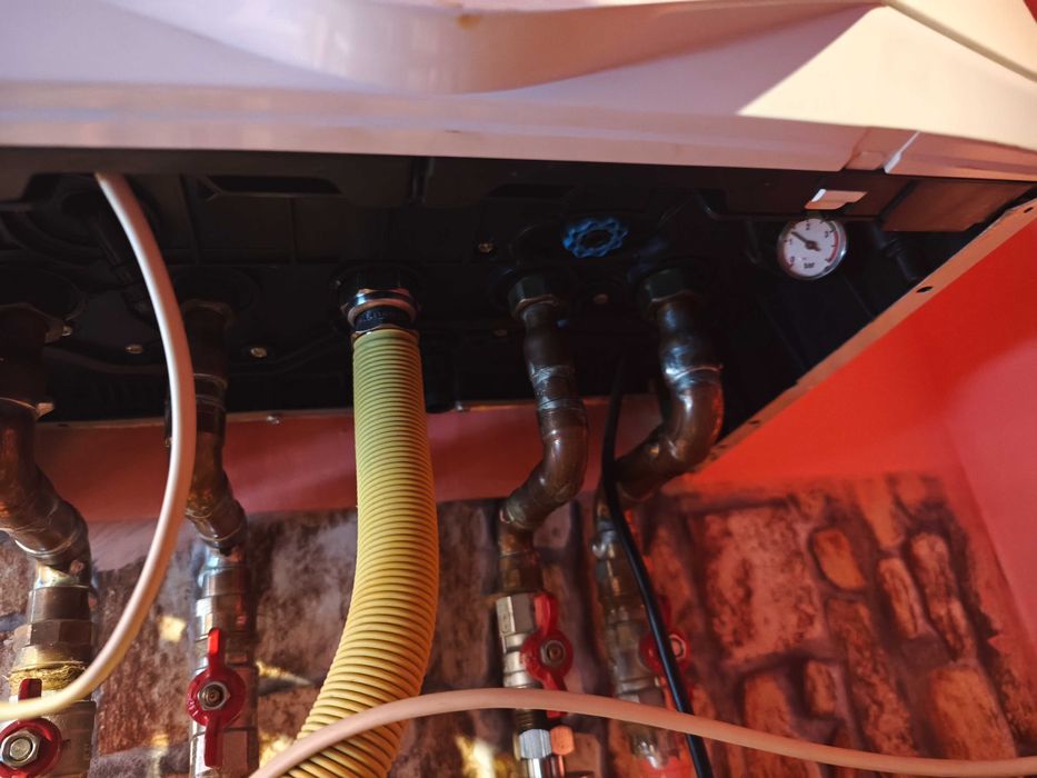 Centrala termica ariston cares 24 k condensare