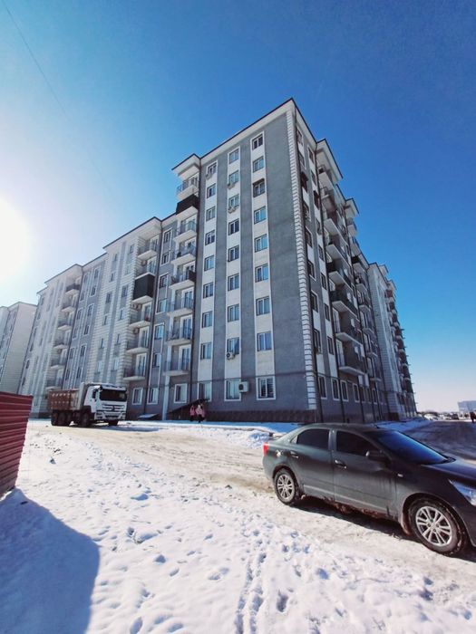 Nurafshon place da 1 xonali uy tez va arzon sotiladi