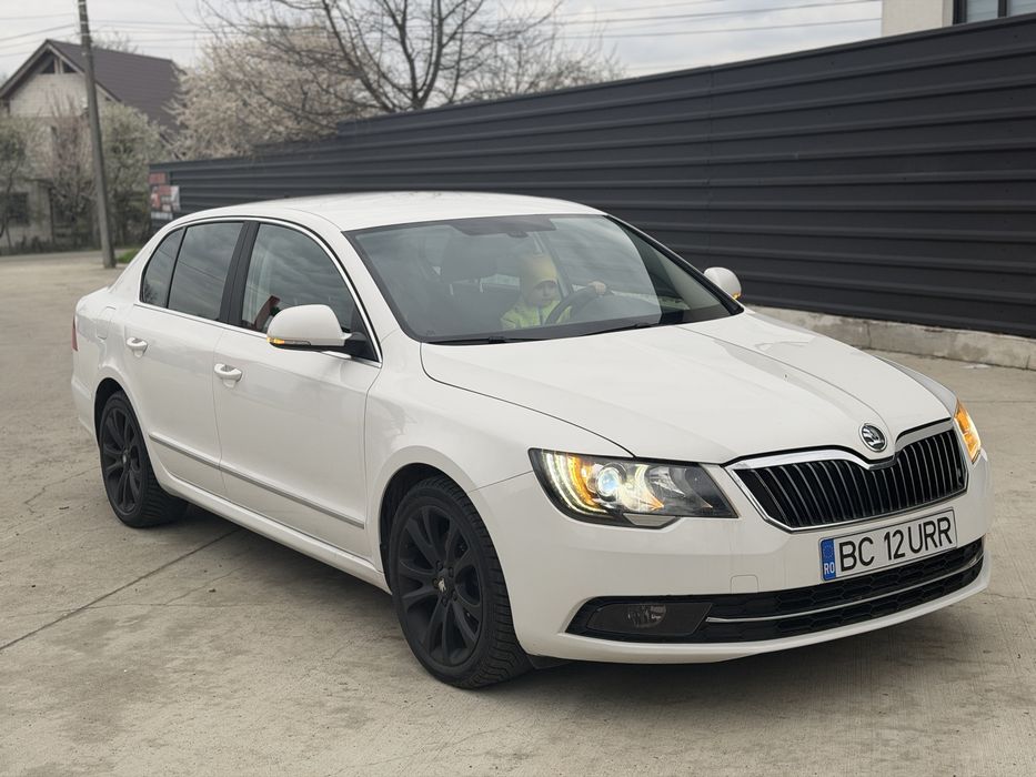 SKODA Superb 2015 — imagine 3
