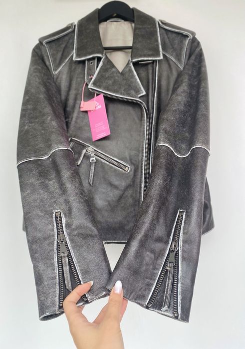 Geaca din piele naturală