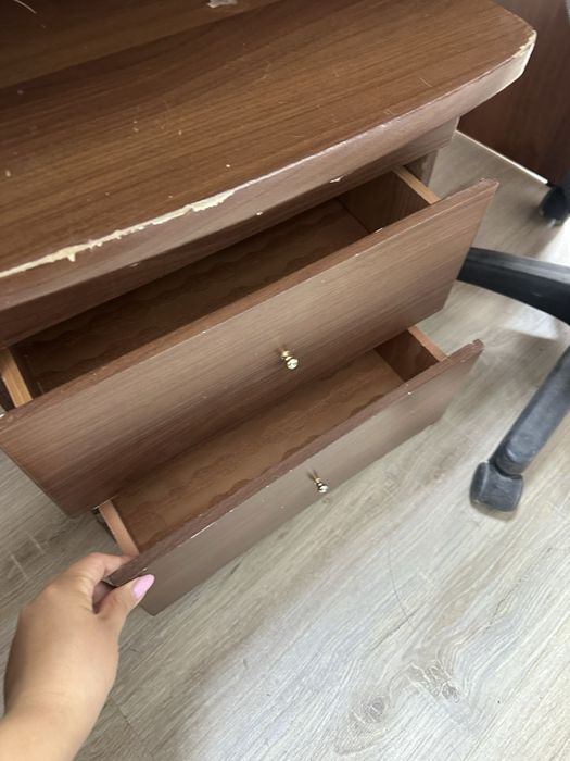 Продам офисный стол