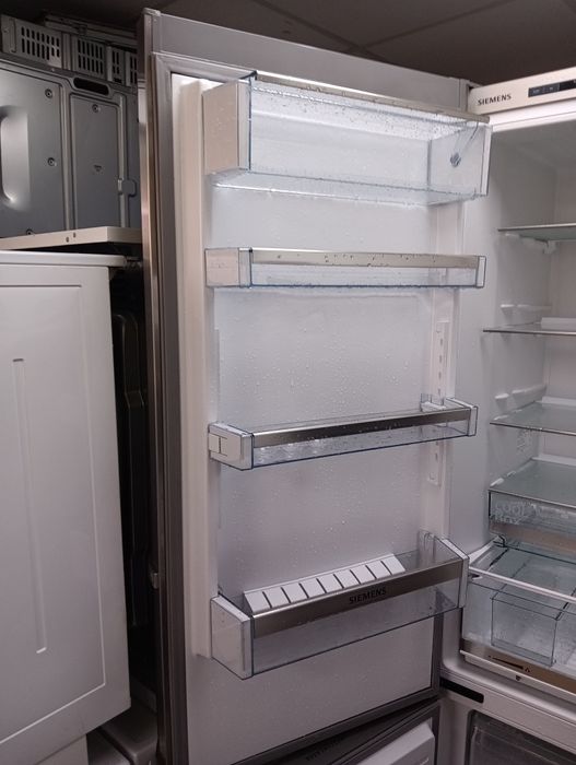 Иноксов комбиниран хладилник с фризер Сименс Siemens 2години Гаранция!