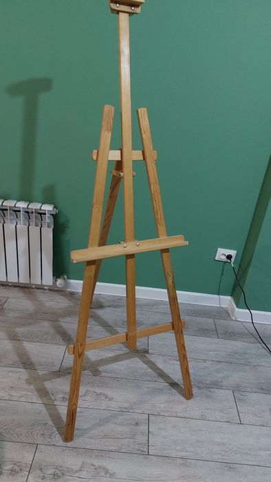 Мольберт художественный