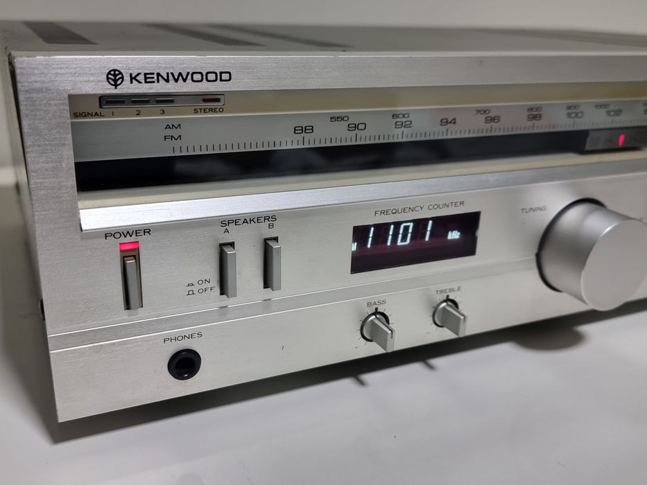 Kenwood KR-720 stereo receiver