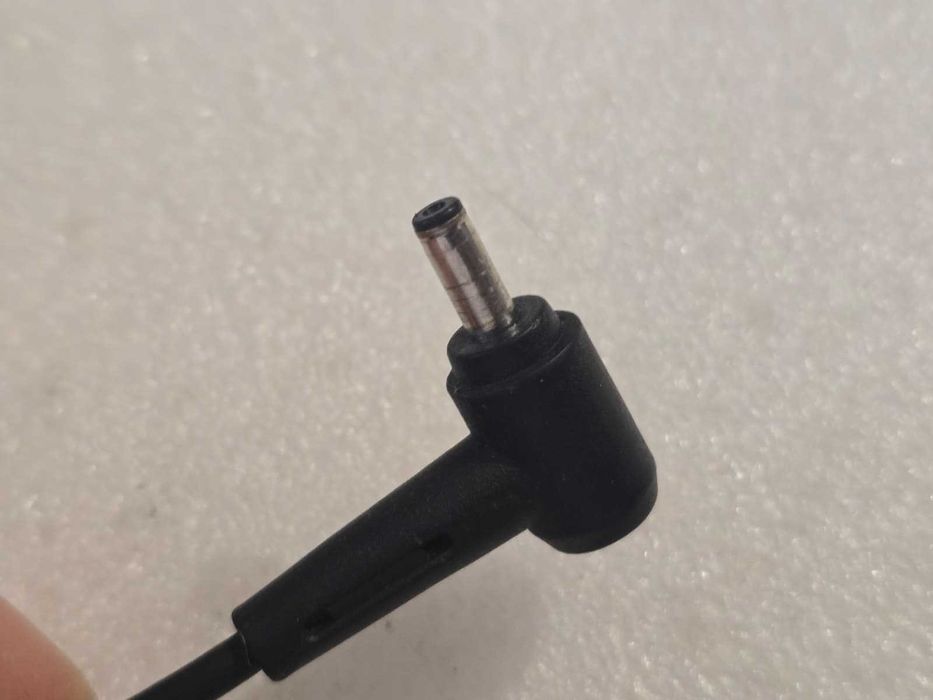 Incarcator pentru laptop Asus 19V 1.75A 33W AD890026 mufa 4.0 x 1.35mm