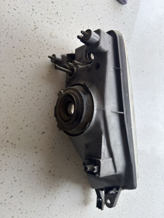 Фара левая subaru legacy