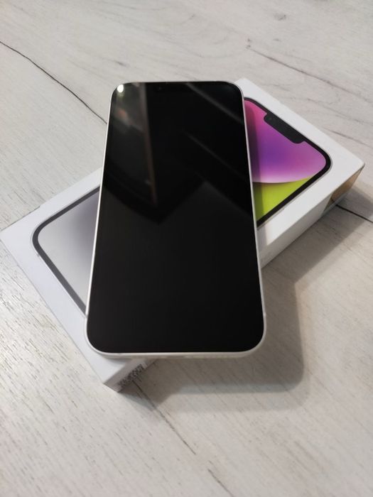 Iphone 14. Акб 99% родная. Без торга.