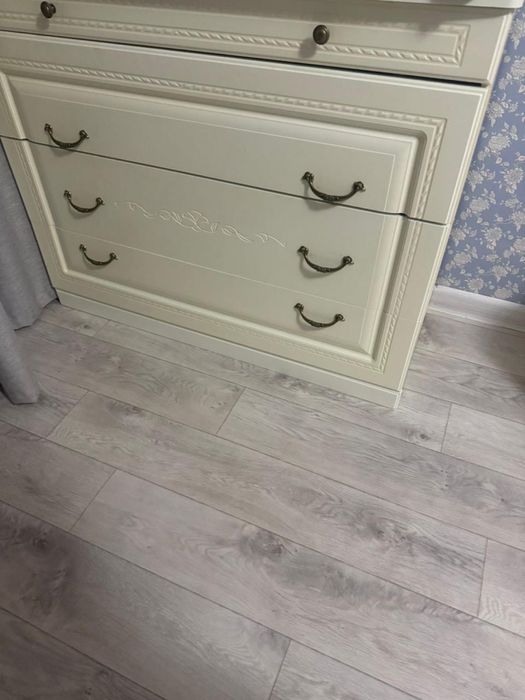 Продам спальный, кровать, комот