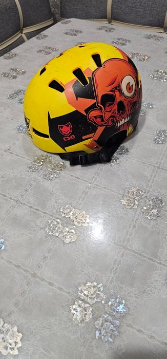 Шлем для самокатов,великов