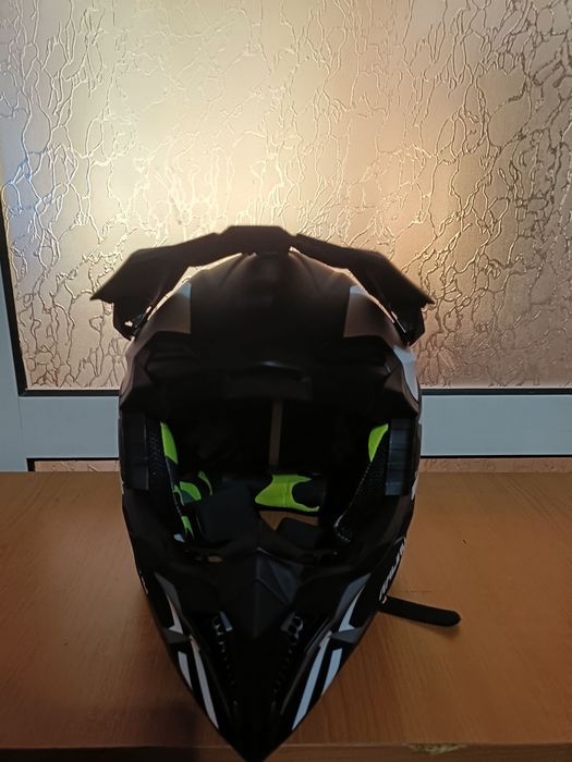 Cască full face nouă