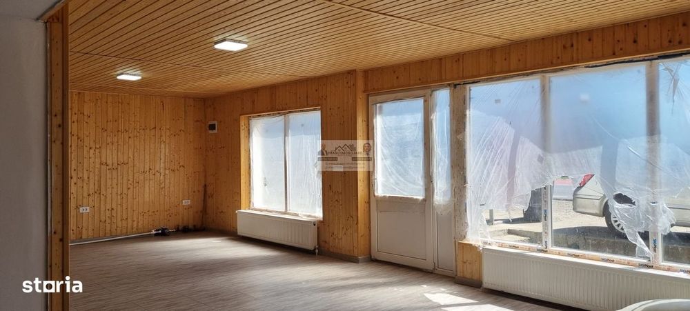 Spatiu comercial/Apartament la etaj/Teren 1187 mp